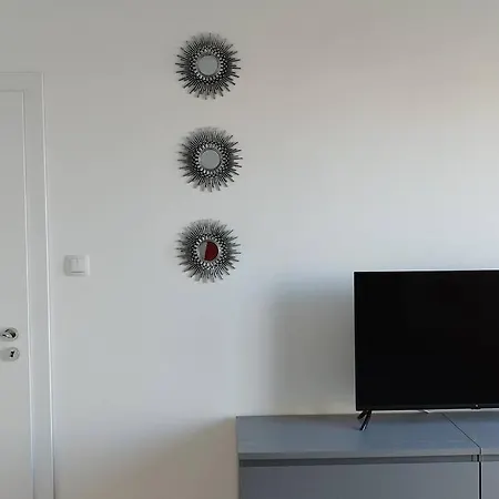 Apartament Mis شقة