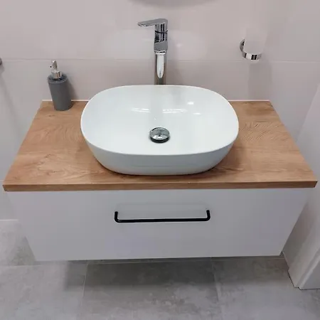Apartament Mis شقة