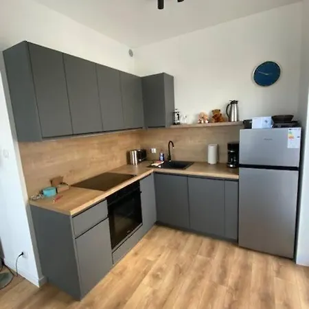 Apartament Mis شقة أوسترونيه مورسكية
